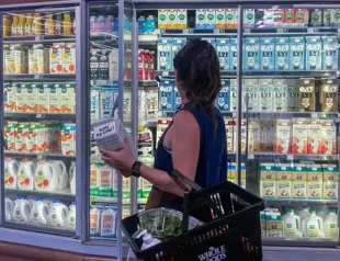 Kroger unveils $24.6 bln deal to create supermarket giant