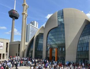 Call to prayer recited for first time in Cologne