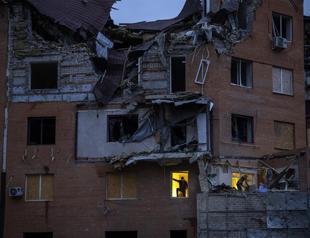 West says no biological weapons in Ukraine, Russia disagrees