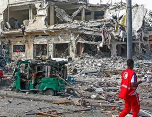 Death toll from Somalia twin bombings climbs to 100