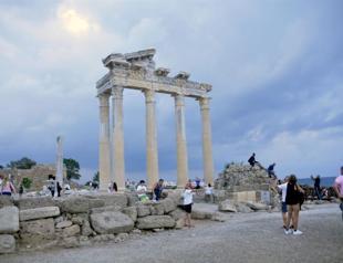 Temple of Apollo to be restored as ‘archaeological museum’