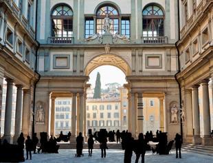 Italy’s culture minister scolds museum for closing on busy day