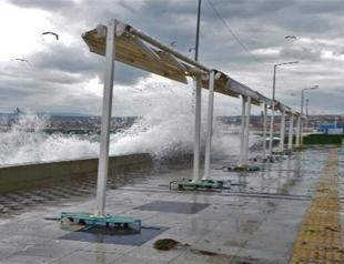 Meteorologists warn citizens against possible storms