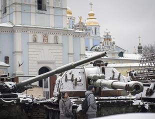Ukraine air defenses under pressure as Russia strikes infrastructure