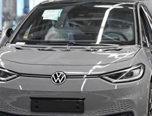 Volkswagen mulls factory plans amid software issues: reports