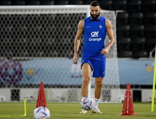 Holder France rocked as injury rules out Benzema