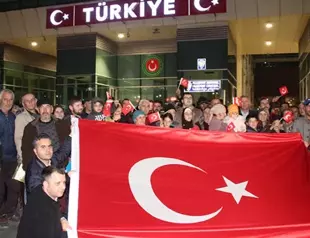 88 Ahiska Turks in Ukraine’s Kherson transferred to Türkiye