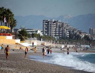 ‘Foreign realtors’ add to house market woes in Antalya