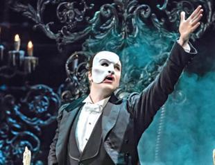 ‘The Phantom of the Opera’ extends its long Broadway goodbye