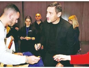 ‘King of Rome’ invests in hair transplant center in Türkiye