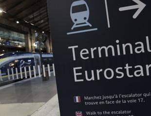 Eurostar faces Christmas strikes over pay row