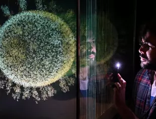 UK show lifts the lid on COVID vaccine race