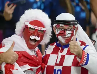 Fans’ wild World Cup fashion draws praise, scorn in Qatar