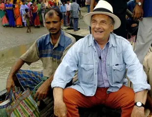 French author Dominique Lapierre dies at 91