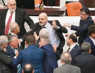 İYİ Party MP hospitalized after brawl in parliament