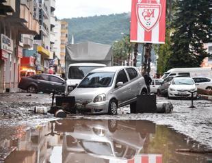 Torrential rains batter Antalya