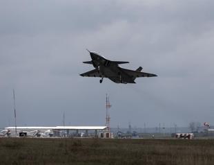 Baykar’s unmanned fighter aircraft completes first flight