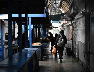 Deadly Russian shelling cuts off Kherson power