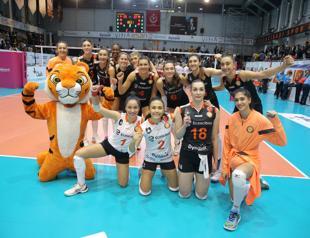 Eczacıbaşı ‘best women volleyball team in world’