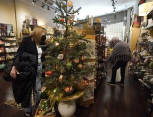 US recession a growing fear as Fed plans to keep rates high