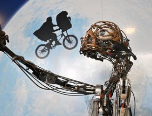 E.T. model sells for $2.6 mn at massive movie prop auction