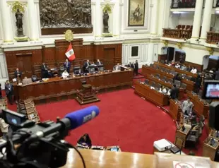 Peru lawmakers move up general elections to April 2024