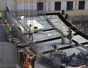 Gov’t reconstructing 1st economy congress’ building