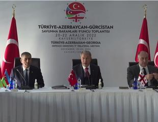 Greece should cease hostile acts in Aegean: Defense Minister