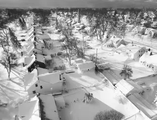 Extreme cold, travel chaos: Woes from deadly storm continue