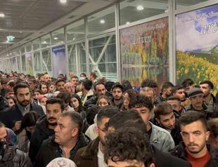 Turks flock to Georgia to buy smartphones