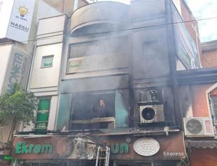 Seven dead in Turkish restaurant blast, gas canister suspected