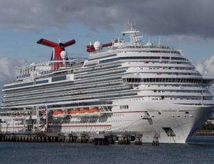 Four cruise lines to pay nearly $450 million for using Cuba port