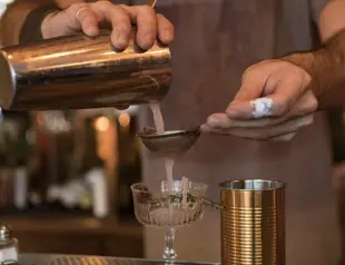 Can the French embrace cuisine sans booze