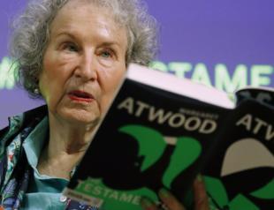 Italian pleads guilty to manuscript scam