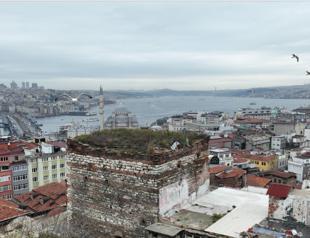 1,200-year-old Eirene Tower in Fatih transformed into art gallery