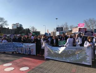 Doctors rally against latest rules for private hospitals in Istanbul