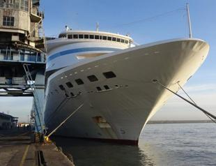 Trabzon port welcomes first cruise ship this year