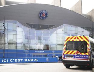 Paris mayor shuns PSG’s attempt to buy Parc des Princes