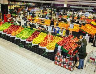 It is right time for retailers to freeze prices: Minister