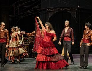 ‘Carmen’ on AKM stage