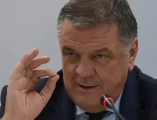 Key suspect in EU graft scandal cuts deal with prosecutors