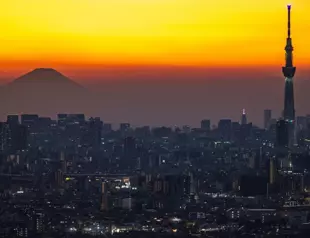 Japan inflation hits 4 percent in December