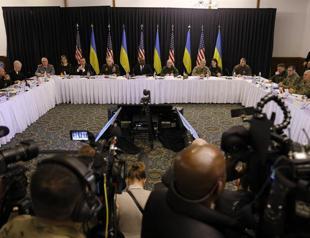 Allies fail to agree on heavy tanks sought by Ukraine