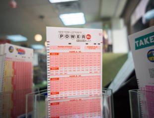 Powerball jackpot grows to $747 million after no winner
