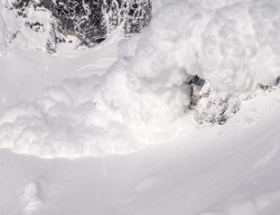 Avalanches kill 9 in Italy, Austria as heavy snow hits Alps