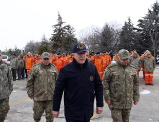 Air aid corridor created by Turkish Armed Forces, defense minister says