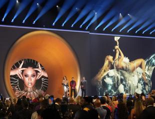 Grammys ends in controversy