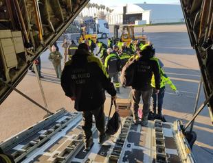 Country mobilized to aid quake-affected zone