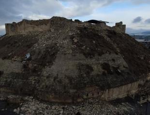 UNESCO reviews quake damage to ancient sites