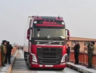 Türkiye-Armenia crossing opened for first time in 35 years